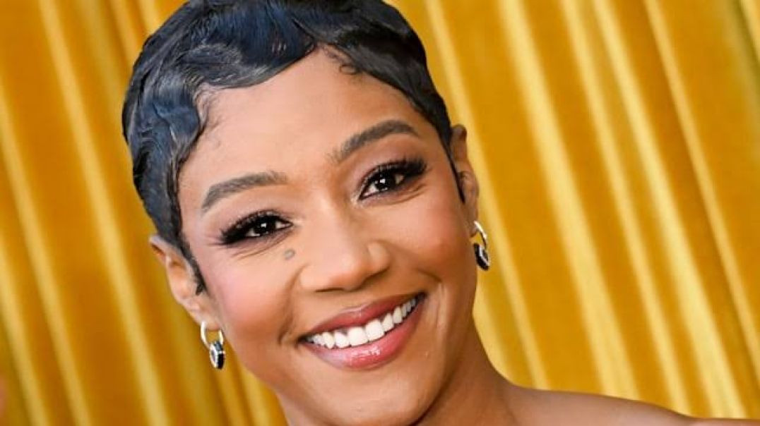 ⁣Tiffany Haddish is giving away free groceries in Altadena
