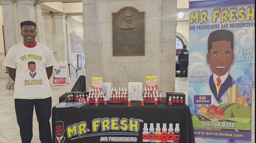 Teen entrepreneur lands deal with Walmart