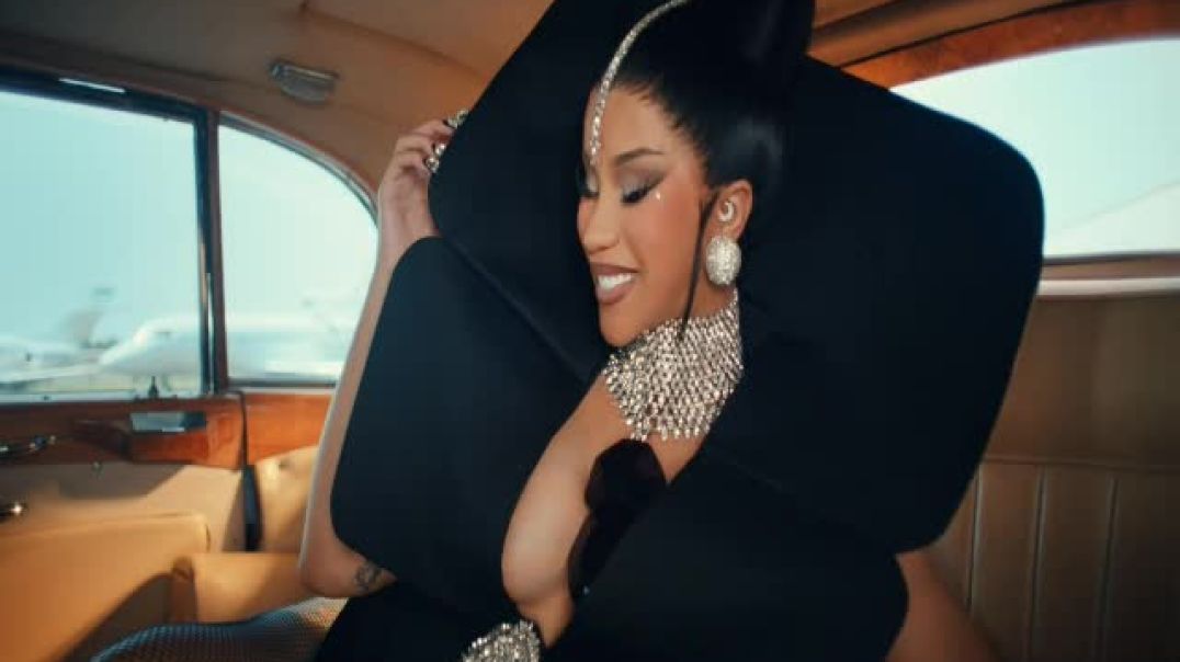 ⁣Cardi B's Phone Conspiracy: Listening & Mind Reading