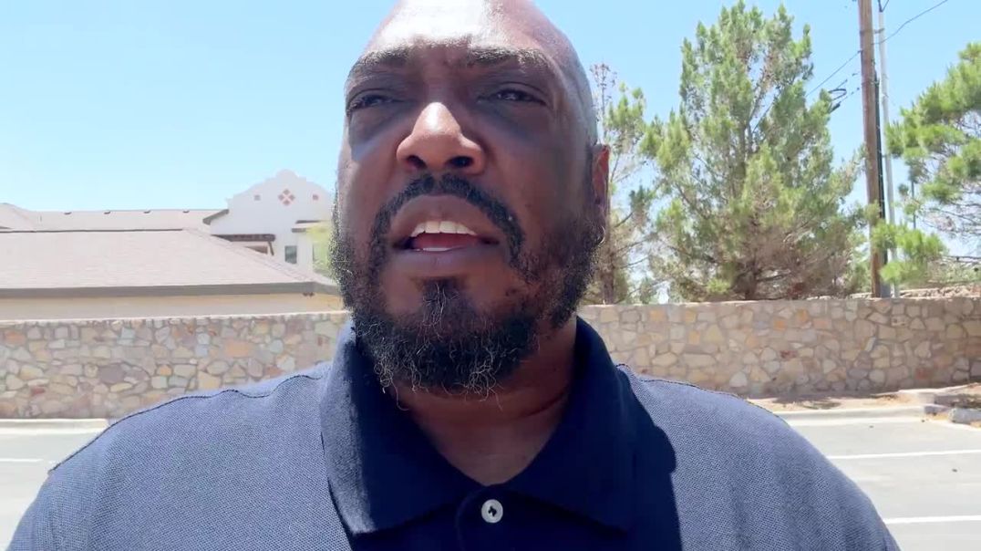 ⁣The King's Gambit - Principles of chess in Law