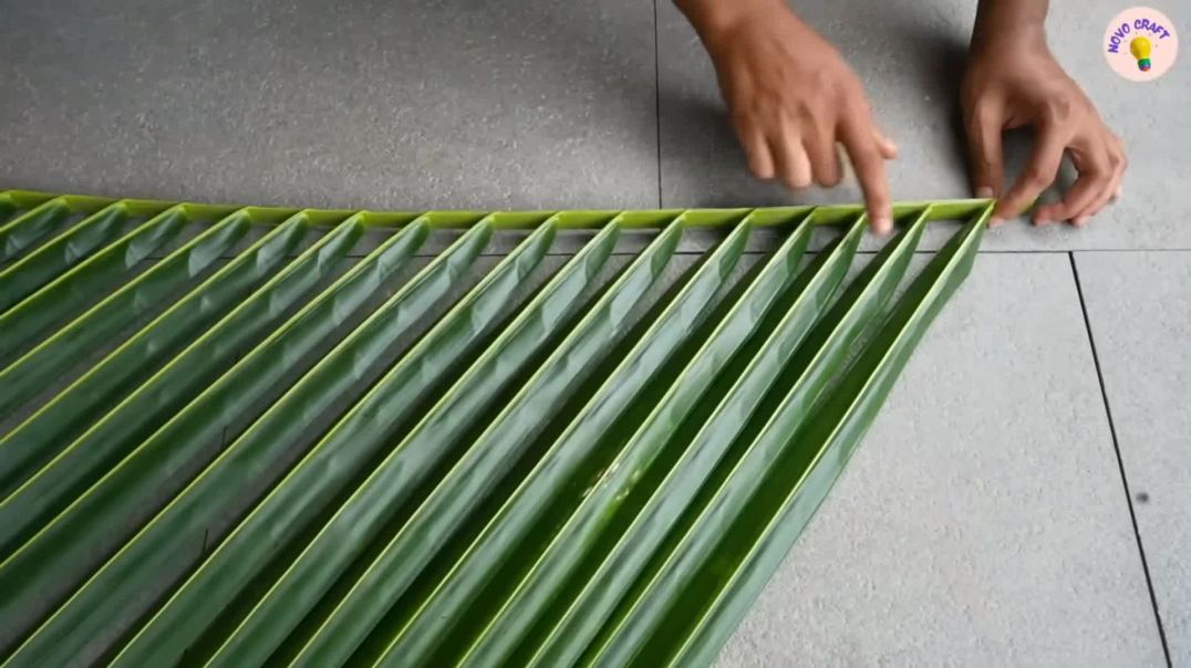 ⁣SECRET to Making Coconut Sandals,Hat,Bag from Coconut Leaves - Best coconut compilation