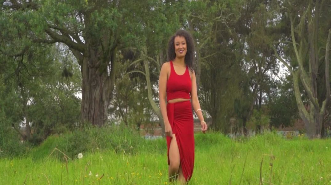 ⁣Movie Star-Alovera -fea-CaliaJah -official video