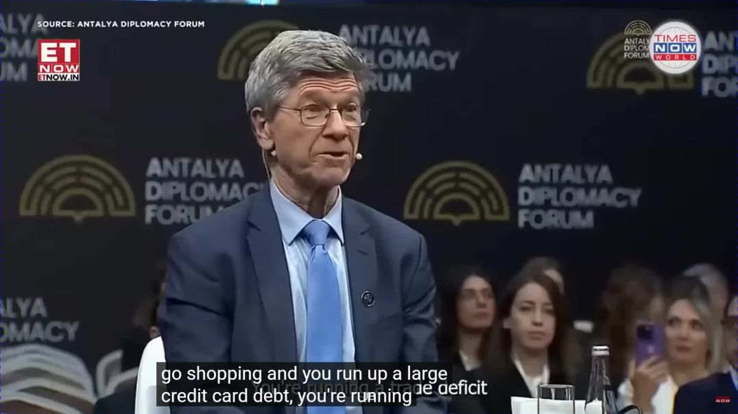 ⁣Jeffrey Sachs SLAMS Donald Trump Over Tariffs —Feud Explodes as “Stupid” Criticism Rocks White House
