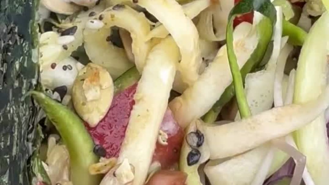 ⁣ALKALINE EATS