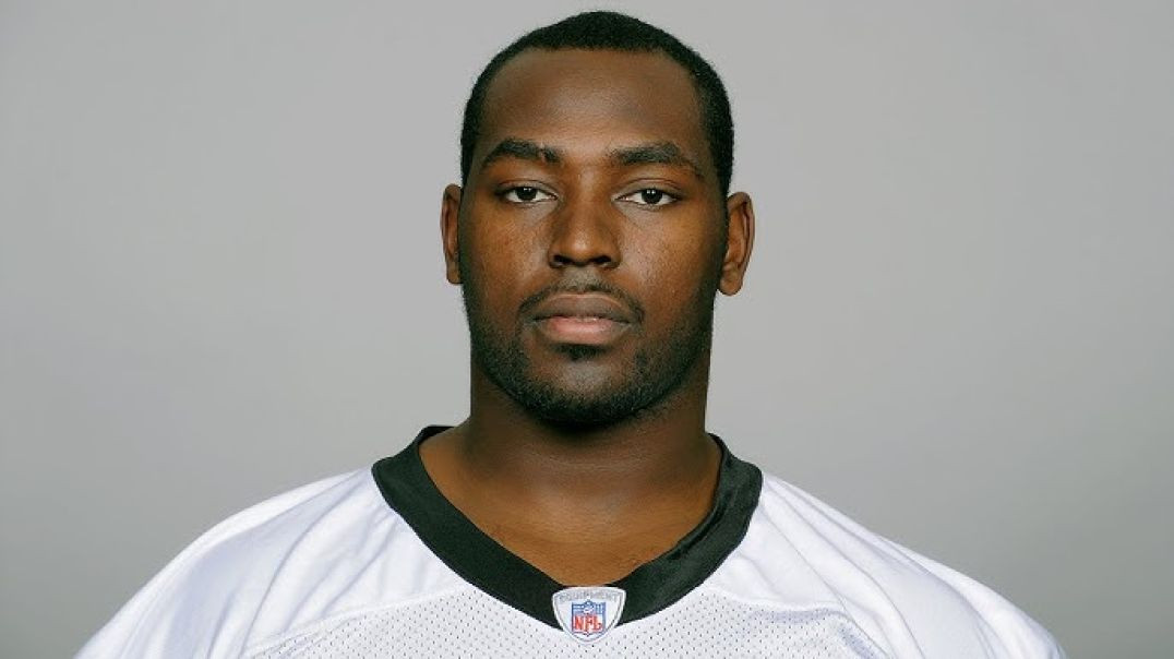 ⁣Arthur Jones, Super Bowl Champion, Dead at 39