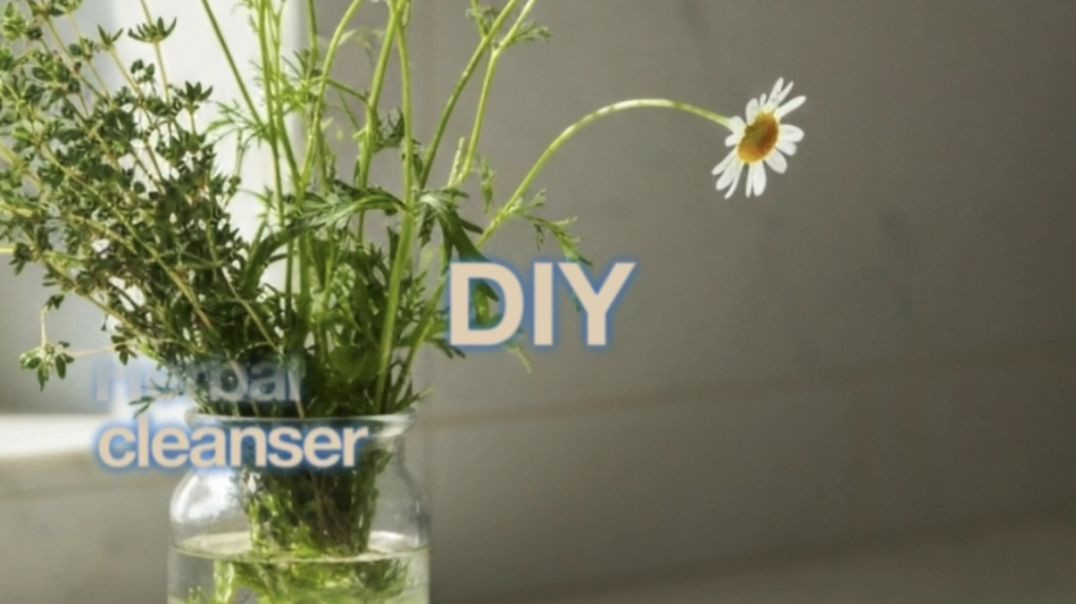 ⁣Tidbit Tuesday: Gentle Herbal Acne Cleanser