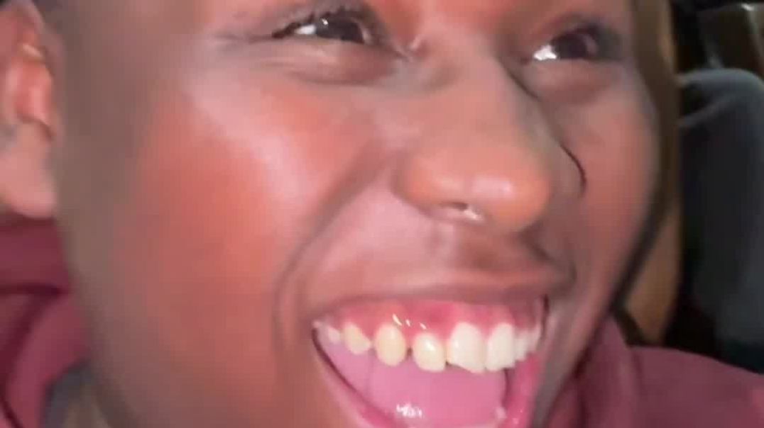 ⁣I made EVERYONE IN THE MOVIE THEATER CLAP!