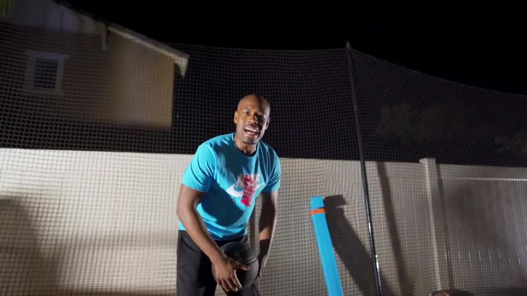 ⁣My SECRET to Dunking a Basketball in your 40s