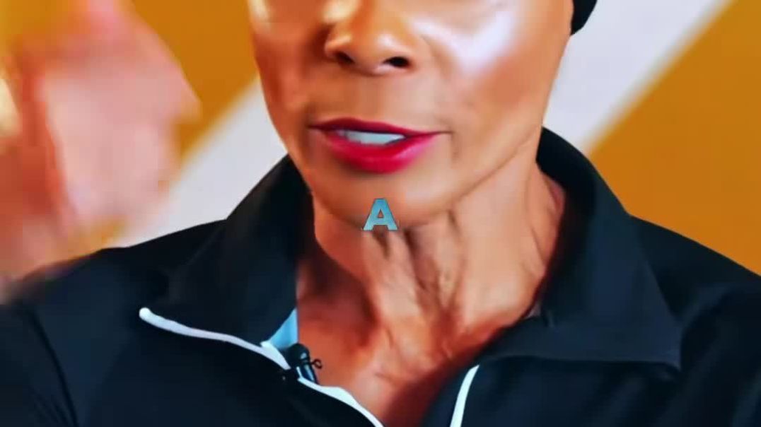 ⁣75 year old black women looks in her 30s Find out the secret