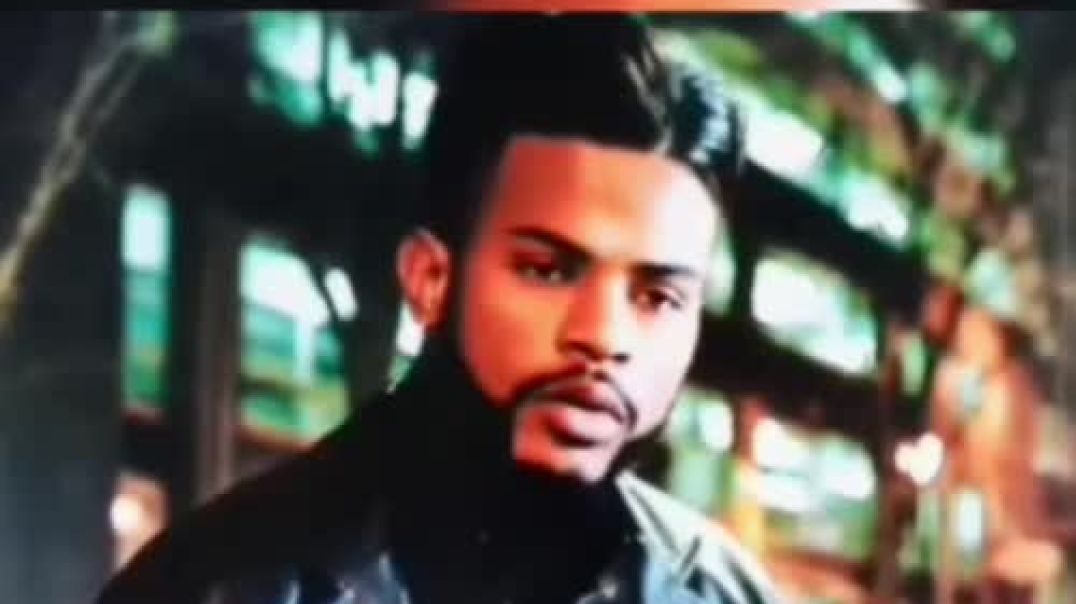 ⁣When A Little Calf Is Beefin With A Boss..He Gets His Legs Knocked From Under Him...He Realizes.. He