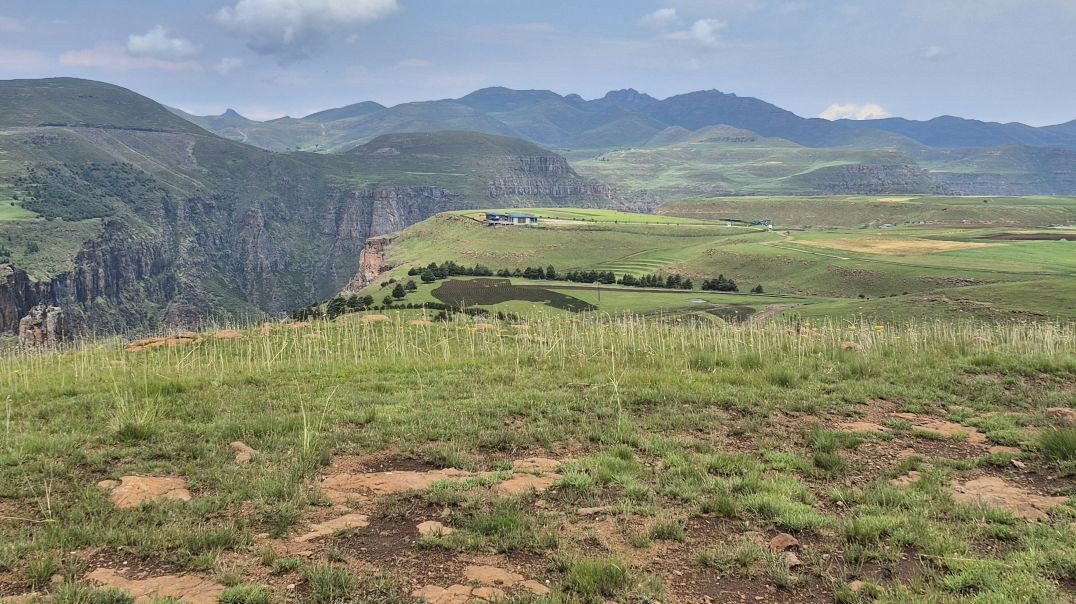 ⁣Maletsunyane River