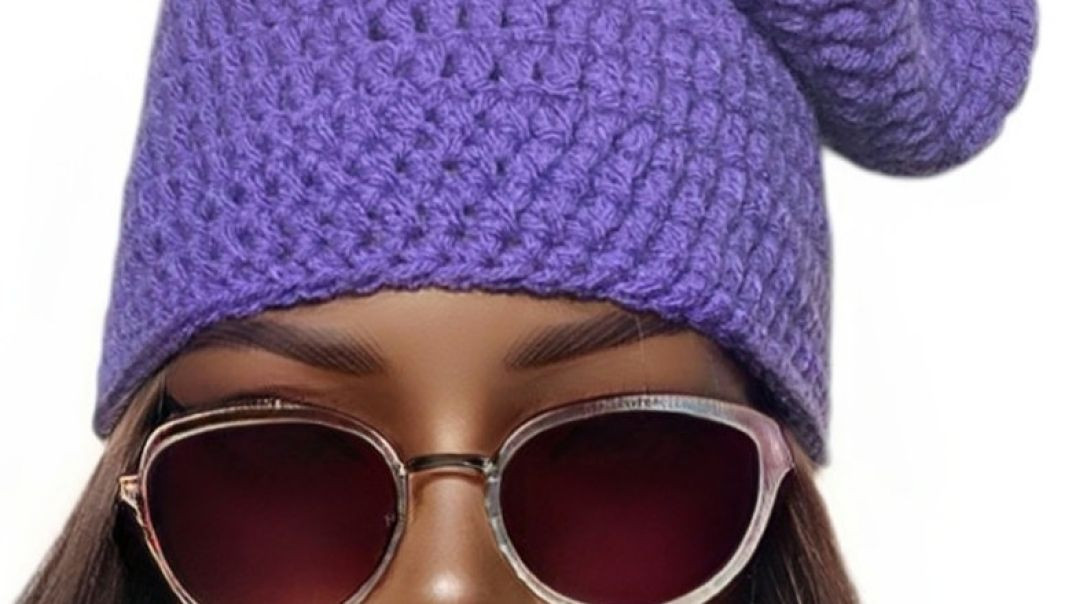 ⁣Crochet Cap and Earrings by Razonda Lee