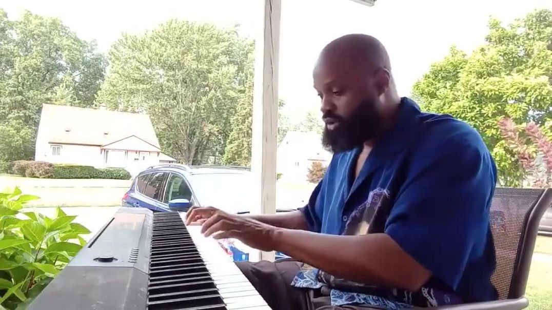 ⁣Guess this tune.