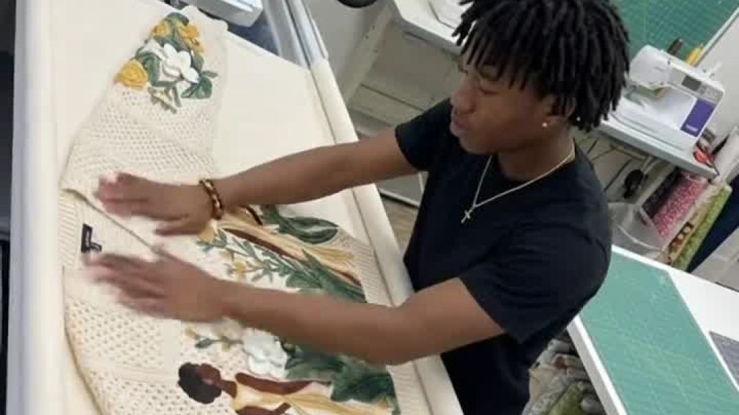 ⁣Support this Black Brother LegacyLoom (TikTok)