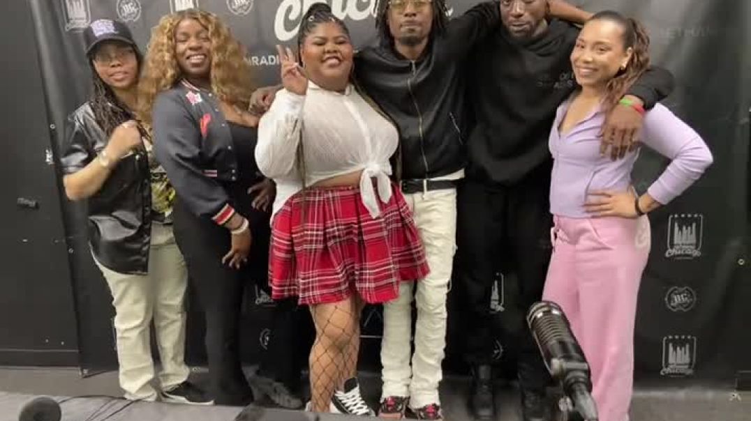 ⁣The Afternoon Rendezvous on MyRadioChicago