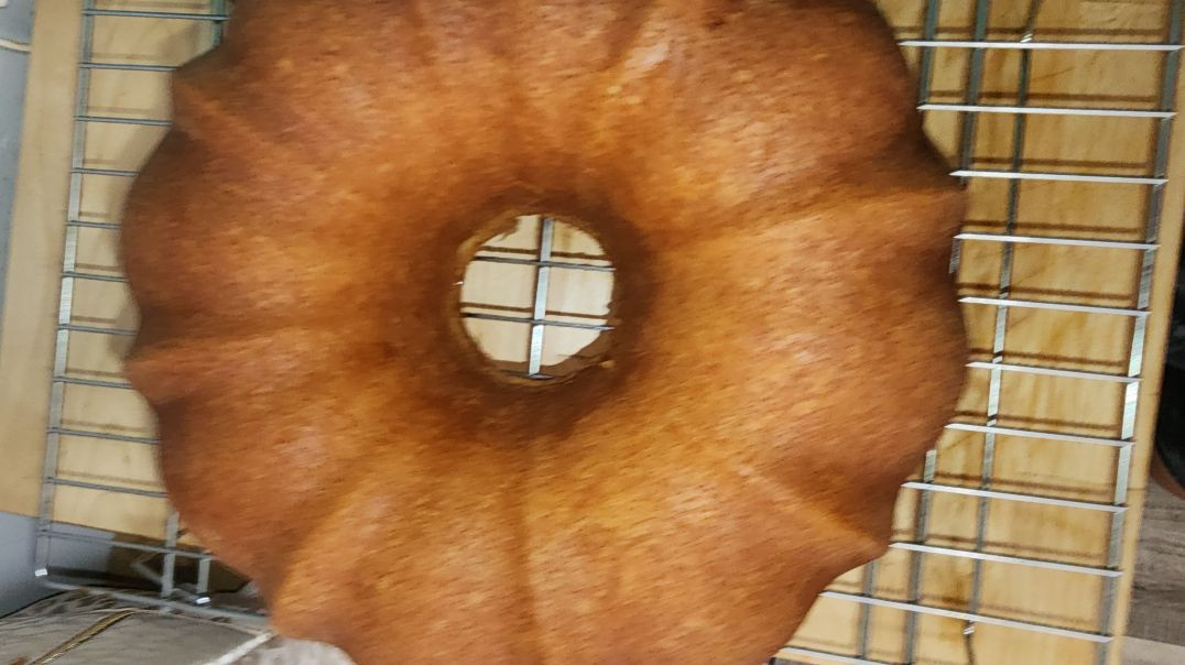 ⁣Pound Cake