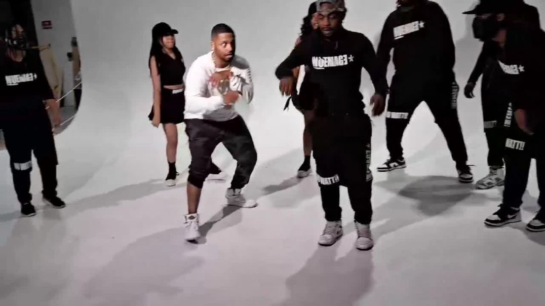 ⁣J Menace Drum Dancers (Video Shoot)