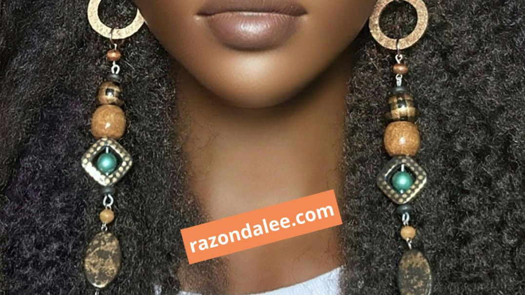 ⁣Africa Dangle Earrings by Razonda Lee