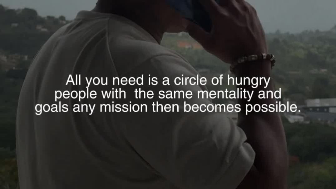 ⁣Surround yourself with people who refuse to settle  DM "NASB" for more info #300 #[4776