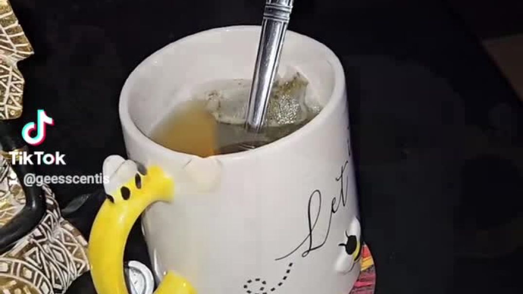 ⁣Mug & Self-Love: Whispering Sands Ambiance ☕✨
