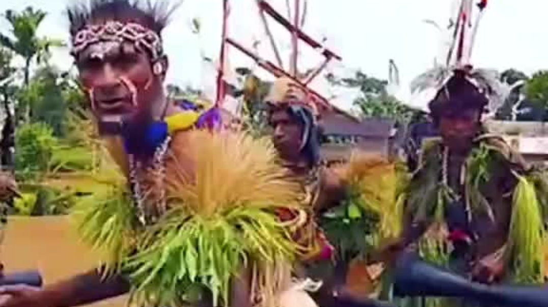 ⁣Black Papuan Culture