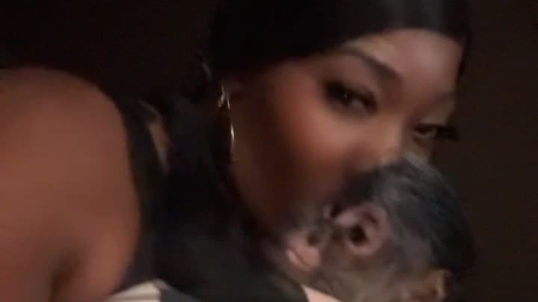 Pricey with her mom