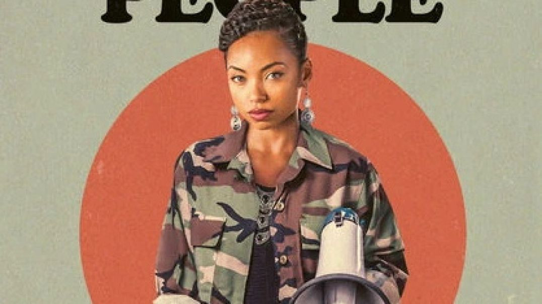 ⁣Dear White People S01e01