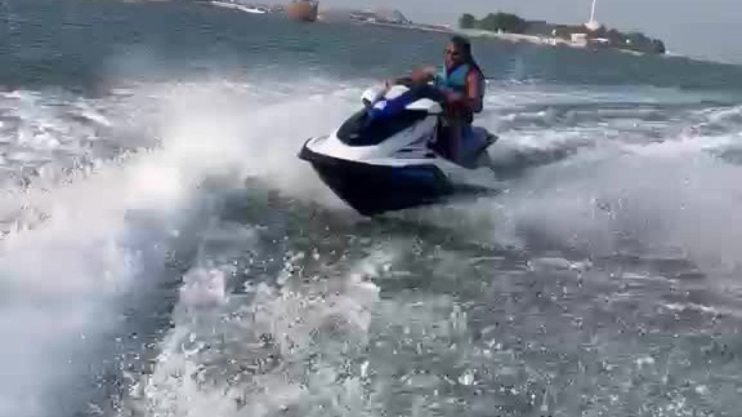 ⁣Jet Ski Test