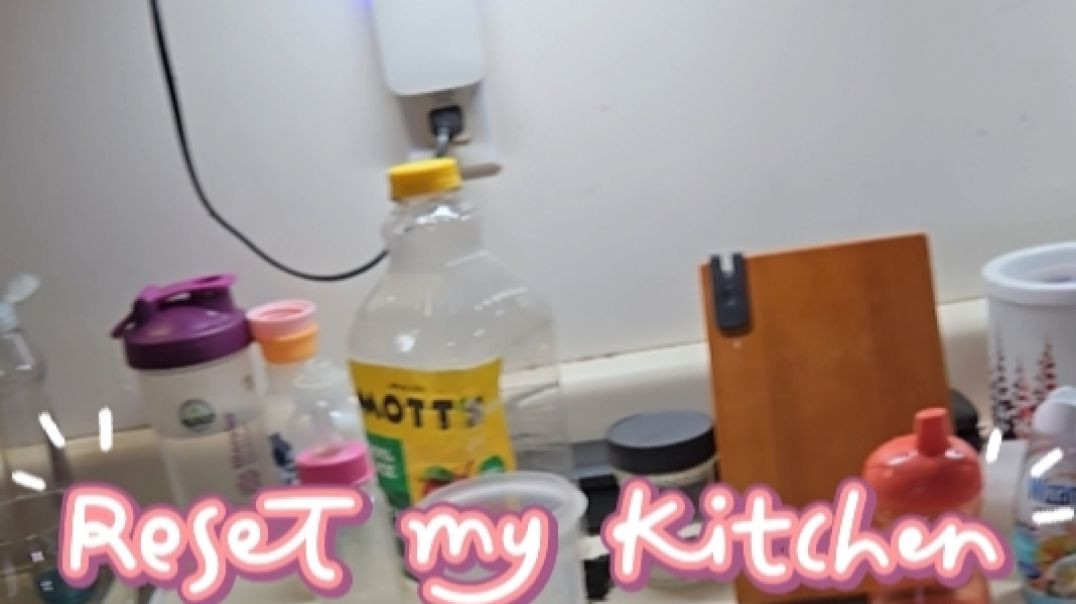 Clean up with me as a Sahm & wife of 4 with 2 under 2🫶🏾