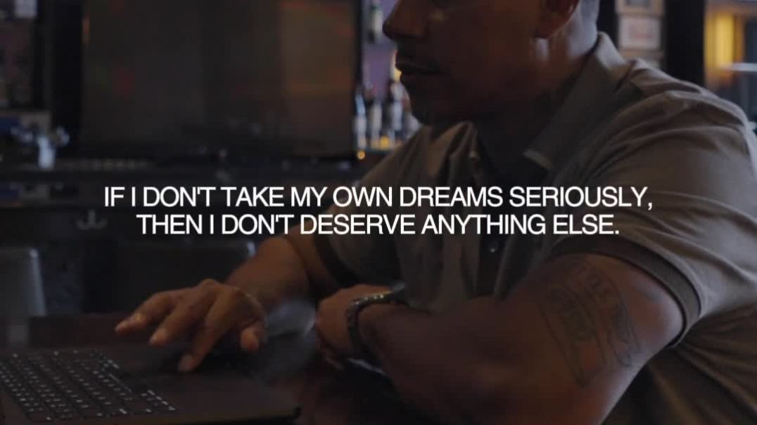 ⁣I owe my future a better version of me. #300 #earnyoursuccess #futureself