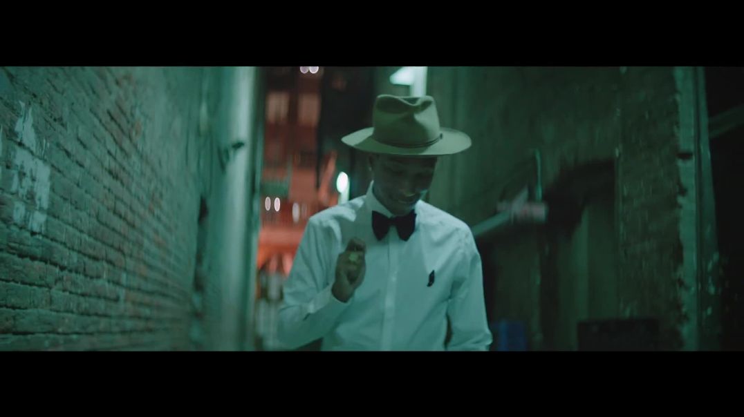 ⁣Pharrell Williams - Happy (Official Video)