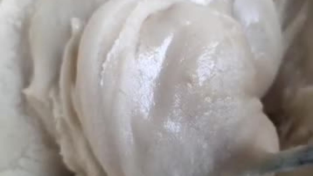 ⁣White Honey